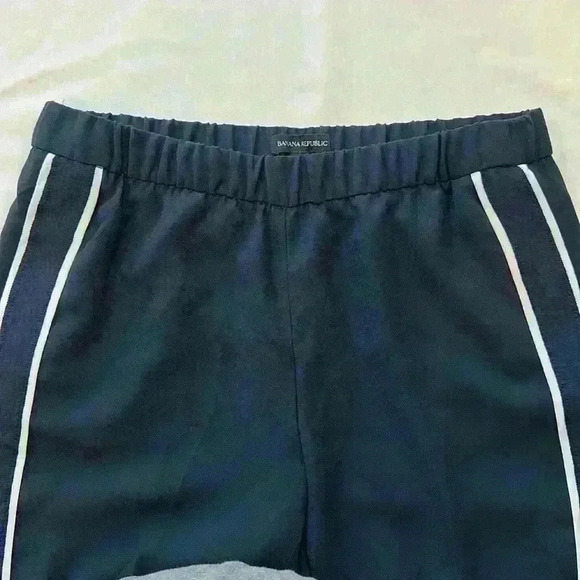 Banana Republic Jogger Style Ankle Pants - Picture 4 of 10